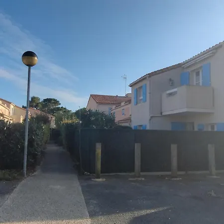 Сasa de vacaciones Maisonnette Avec Terrasse Et Parking Prive A - Fr-1-778-32 Dolus d'Oléron